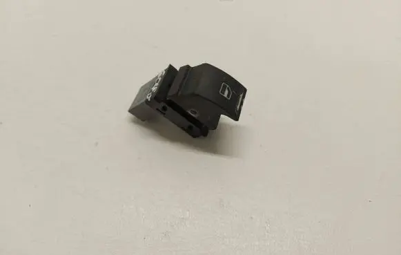 Volkswagen Golf V Electric window control switch 1F0959855 283303S