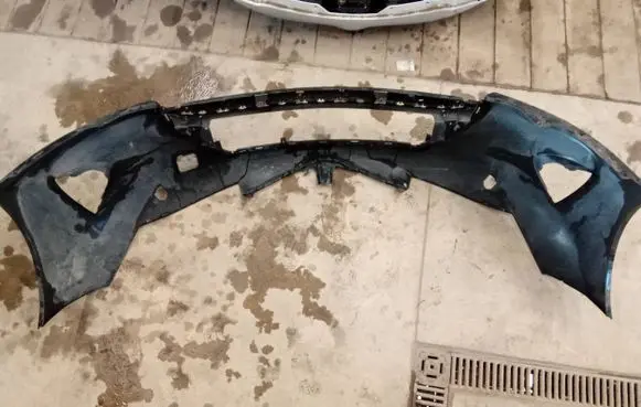 Toyota Auris E180 Front bumper 5211902A20