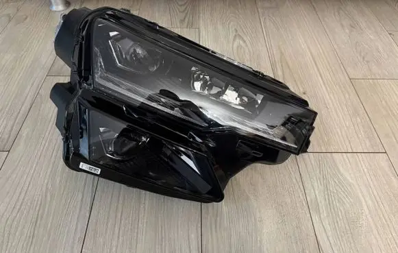 Skoda Karoq Headlight/headlamp 57B941036B