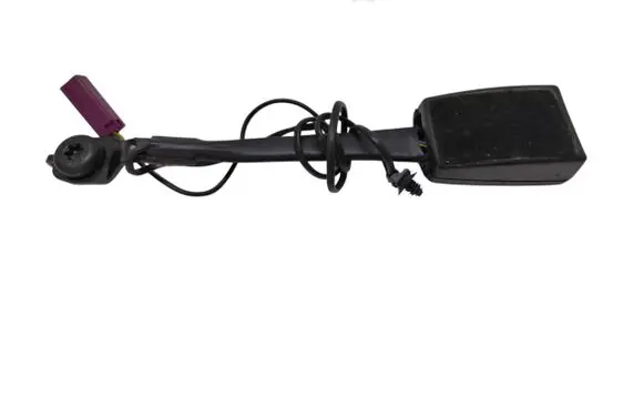 Ford Focus Front seatbelt buckle BM5161209AAW 620392100A