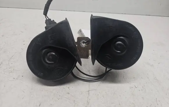 Ford Focus C-MAX Horn signal 3M5T13832AC
