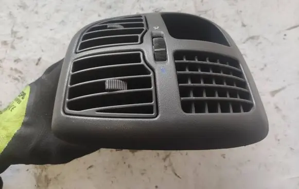 Peugeot Boxer Dashboard side air vent grill/cover trim 422502