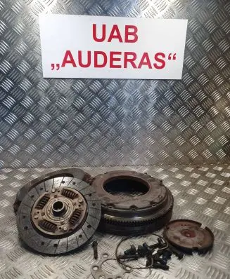 Volkswagen Golf IV Clutch set kit 027105273D