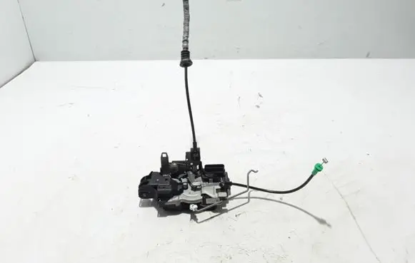 Volvo V60 Front door lock 31349890