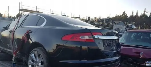Jaguar XF X250 Tailgate/trunk/boot lid brak