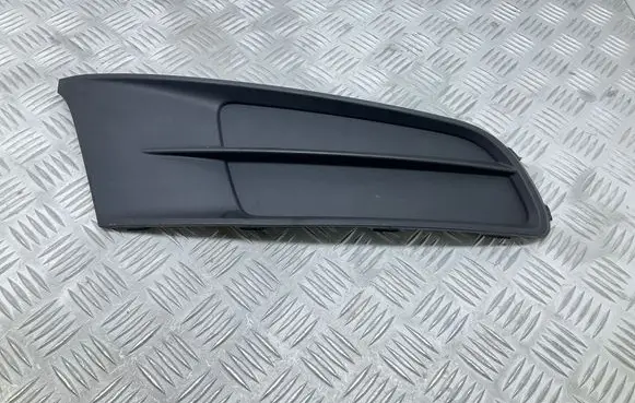 Volkswagen Sharan Front bumper lower grill 7N0853666