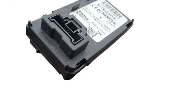 Renault Megane II Ignition key card reader 8200074331A S118539001E J1116