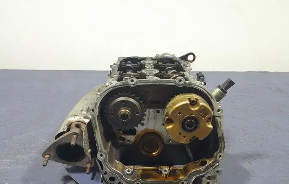 Audi A6 Allroad C6 Engine head 06E103373D
