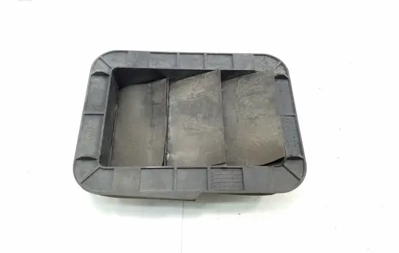 Toyota Verso Fender grill 629400F010