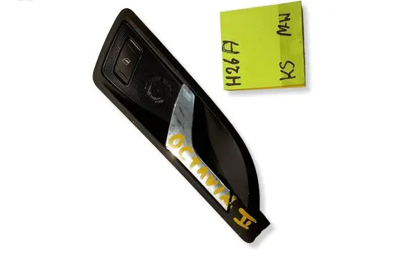 Skoda Octavia Mk2 (1Z) Front door interior handle 1Z0837248
