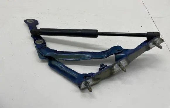 Tesla Model 3 Tailgate/trunk/boot hinge 109156000B