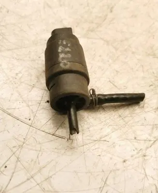 Mercedes-Benz E W211 Windscreen/windshield washer pump 3090179