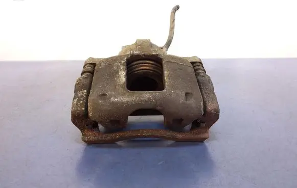 Chrysler Town & Country V Front brake caliper