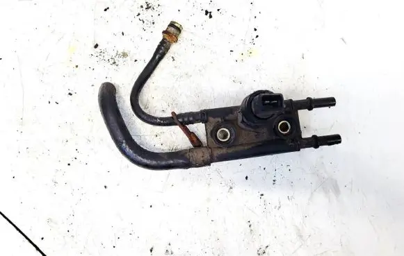 Fuel line pipe