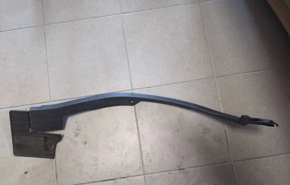 Toyota bZ4X Rear arch trim 7587442020
