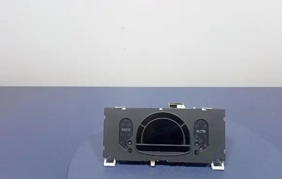 Renault Modus Speedometer (instrument cluster) 8200418021D