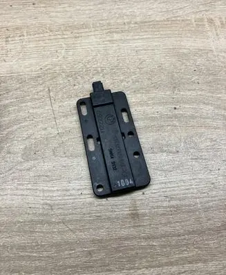 BMW 6 E63 E64 Aerial antenna amplifier 6922211 5WK49132