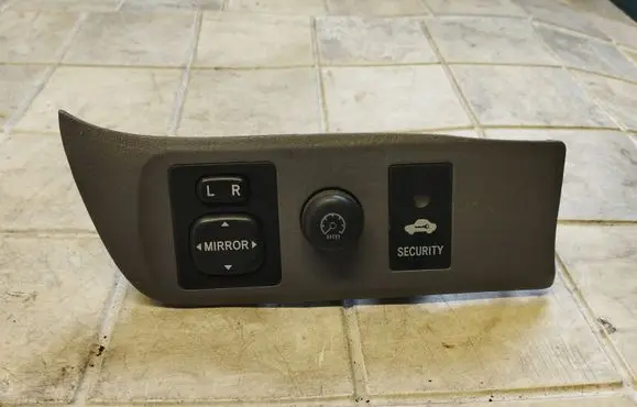 Toyota RAV 4 (XA20) Wing mirror switch 183574 5544642020