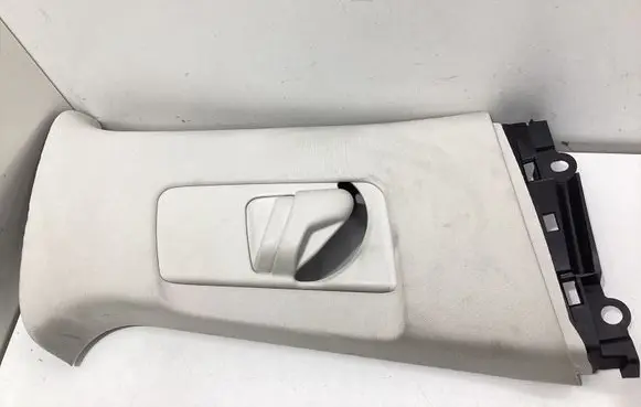 Lexus ES 250 - 300 - 330 (B) pillar trim (top) 6241033220