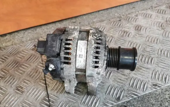 Ford Focus Generator/alternator CV6T10300GA