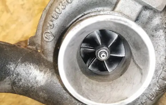 Audi A6 S6 C5 4B Turbo 059145701C