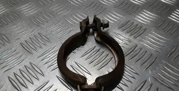 Toyota Land Cruiser (J150) Muffler pipe connector clamp 