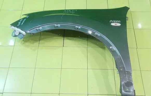 Nissan Qashqai Fender PRZOD LEWY
