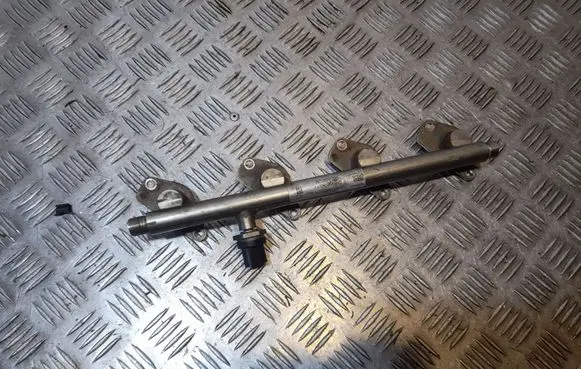 Mercedes-Benz CLA C117 X117 W117 Fuel main line pipe A2700701595