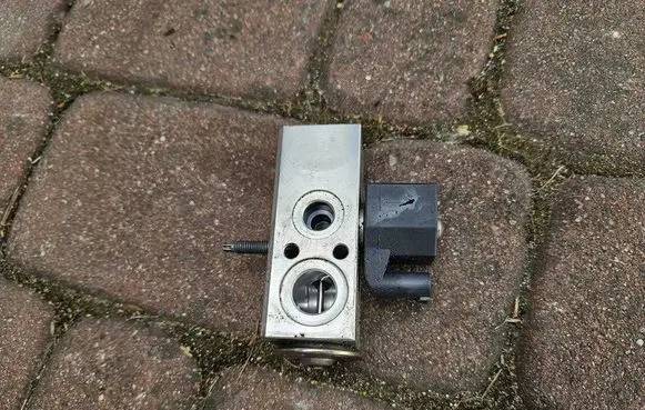 Opel Mokka B Air conditioning (A/C) air dryer 230923300442 EGH05M046