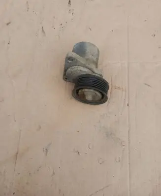 Mazda 6 Alternator belt tensioner 