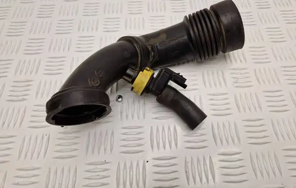 Peugeot 5008 II Breather/breather pipe/hose 9810921180