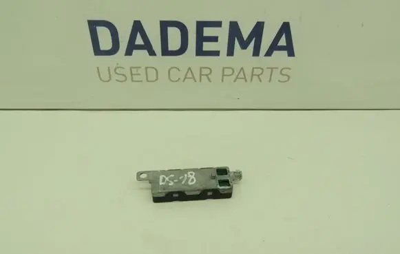 Alfa Romeo Mito Aerial antenna amplifier 50508506 DS18