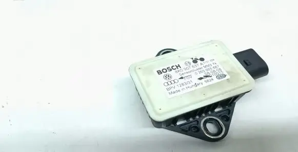 Audi A4 S4 B8 8K ESP acceleration yaw rate sensor 8K0907637A
