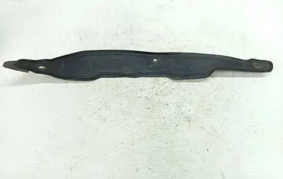 Maserati Ghibli Fender end trim 670001706
