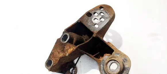 Audi A6 S6 C5 4B Engine mounting bracket 8E0199351F