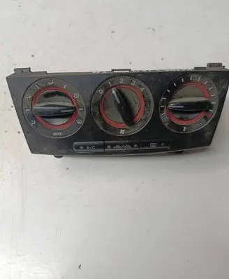 Mazda 3 I Climate control unit C4727