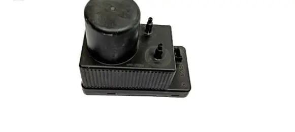 Mercedes-Benz E W211 Central locking vacuum pump 2038000048 0132006365 04019100477