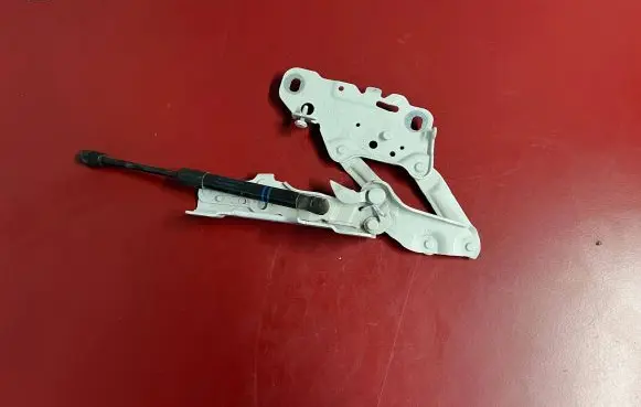 BMW X4 G02 Engine bonnet/hood hinges 7397499