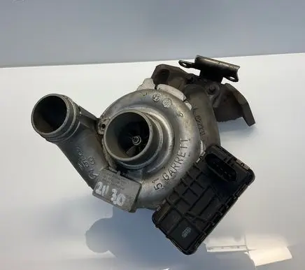 Mercedes-Benz E W211 Turbo A6420900280 7576081 6420900280