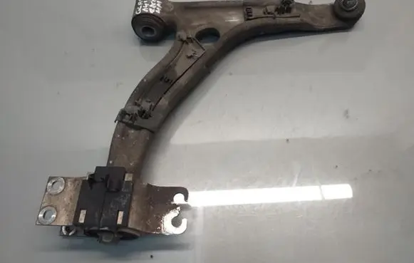 Mercedes-Benz GLA W156 Front control arm