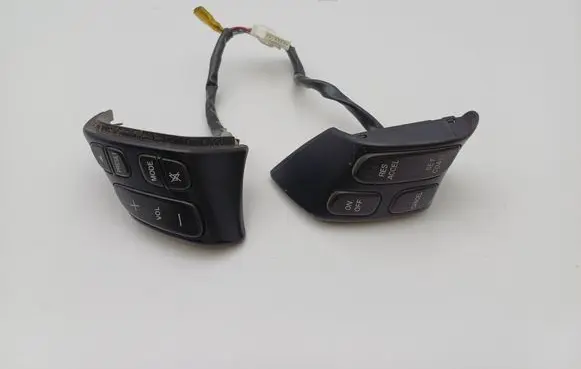 Mazda 6 Steering wheel buttons/switches 153769