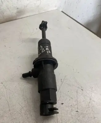 Lexus RX 300 Clutch master cylinder 776035597A 24292101
