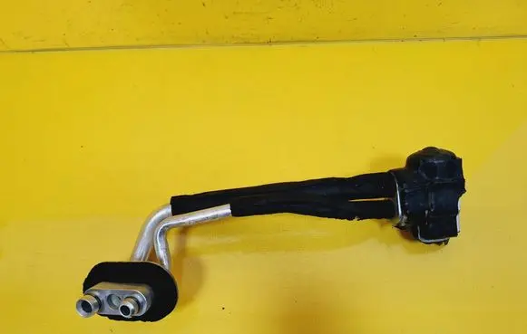 Honda CR-V Air conditioning (A/C) pipe/hose 
