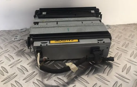 CD/DVD changer