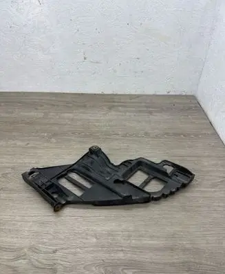 Volkswagen Golf VI Headlight/headlamp mounting bracket 5K0807228A