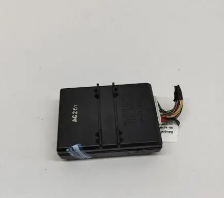 Lexus GS 300 400 430 Central body control module 8922630040