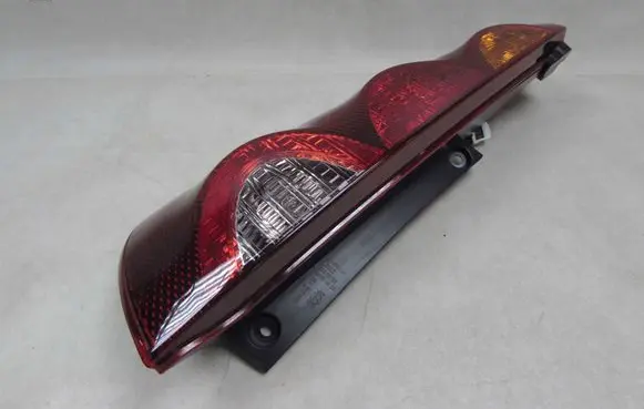 Nissan Note (E11) Rear/tail lights 220-16752 58315