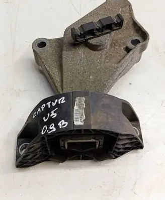Renault Captur Engine mounting bracket 112844547RU5 112844547R