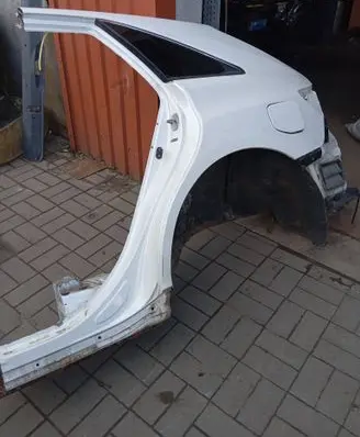 Toyota Venza Rear quarter panel 