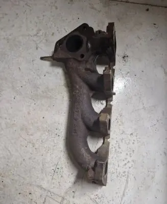 Exhaust manifold